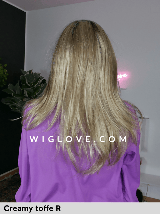 angela alexander couture rene fo paris parrucca lunga scalata con frangetta riga libera no lacefront poliuretano fibra sintetica tradizionale