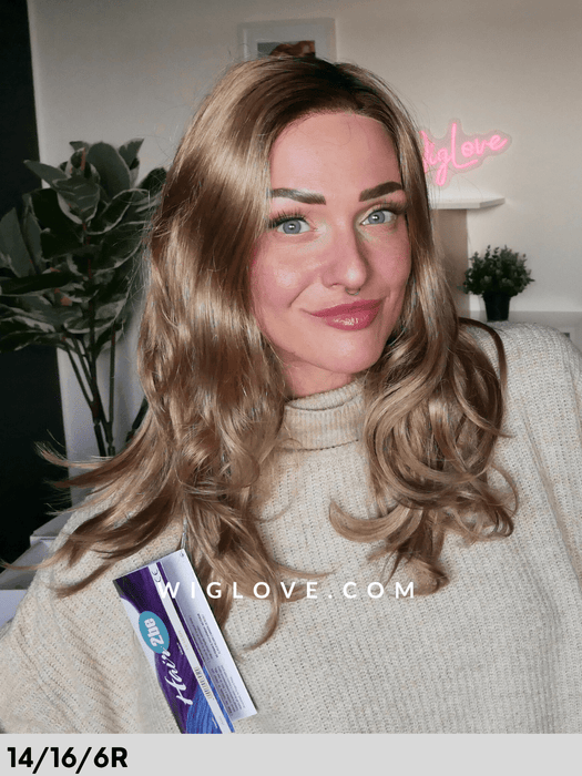 ann rokoko hair company parrucca sintetica lunga e mossa lacefront riga sinistra attaccatura naturale dispositivo medico CE