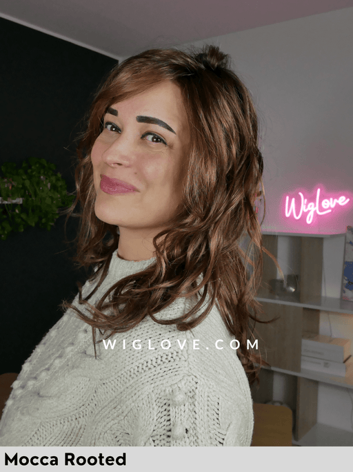 ellen wille arrow parrucca lunga e mossa in fibra sintetica tradizionale con attaccatura naturale lacefront e riga sinistra 