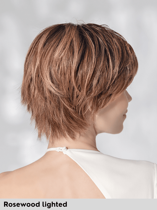 AVENUE SMALL SOFT - Taglia S - 100% fatta a mano, riga sinistra, attaccatura naturale, doppio monofilamento (Copia) - Wig Love - Parrucca SinteticaDark Sand Rooted