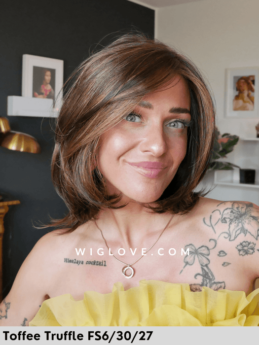 cameron jon renau parrucca liscia a caschetto pari taglia S, M , L colore parrucca sintetica tradizionale 100% fatta a mano lacefront riga libera monofilamento attaccatura natuale retro chiuso fatto a mano