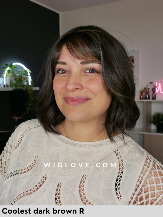 catalina belle tress parrucca caschetto mosso frangetta fatta a mano lacefront iperesteso monofilamento antiscivolo taglia M sintetica resistente al calore