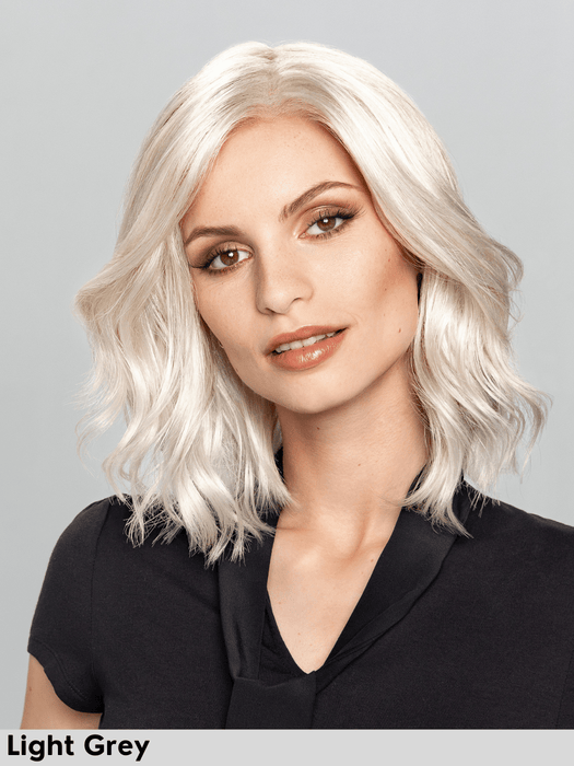 CHARLOTTE - attaccatura naturale, riga centrale - Wig Love - Parrucca SinteticaLight Grey