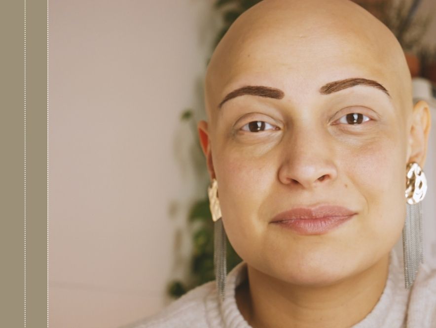 Consulenza per parrucca alopecia o parrucca chemioterapia. Contattateci per video consulenza
