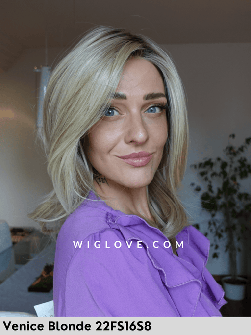 drew jon renau in venice blonde 22FS16S8 parrucca sintetica termoresistente piastrabile piega liscia con attaccatura naturale e riga libera