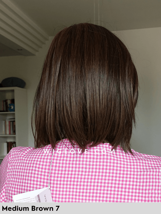 duo page gisela mayer parrucca capello misto long-bob con frangetta fatta a macchina riga sinistra monofilamento