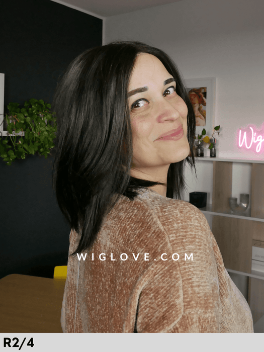 fallon estetica designs parrucca liscia alle spalle sintetica tradizionale riga libera lacefront attaccatura naturale retro aperto fatto a macchina essentials