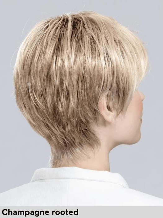 fenja small ellen wille parrucca corta in fibra sintetica tradizionale riga sinistra no lacefront monofilamento laterale 