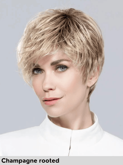 fenja small ellen wille parrucca corta in fibra sintetica tradizionale riga sinistra no lacefront monofilamento laterale 