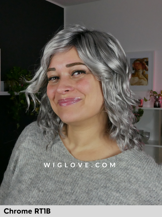 Finn-estetica designs-parrucca sintetica-parrucca riccia-synthetic wigs-curly wigs-chrome-rt1b-fatta a macchina-lacefront