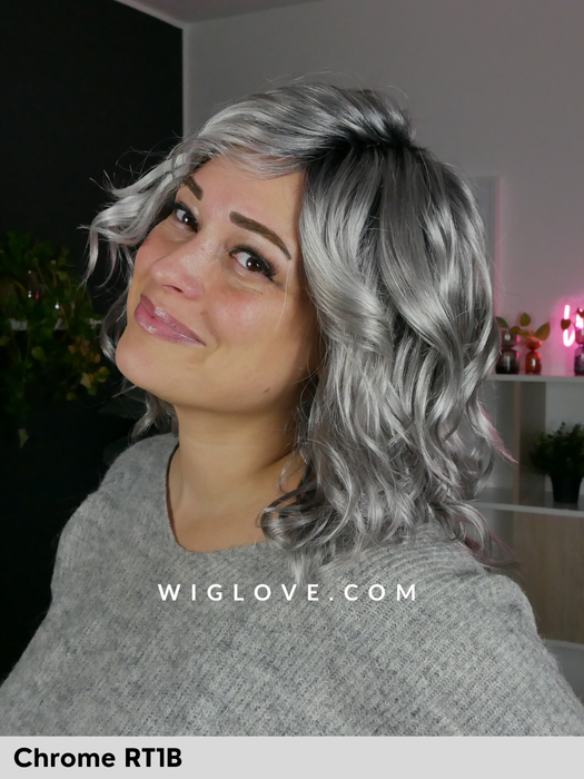 Finn-estetica designs-parrucca sintetica-parrucca riccia-synthetic wigs-curly wigs-chrome-rt1b-fatta a macchina-lacefront