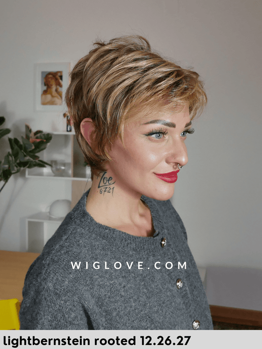 HARMONY SOFT - 100% fatta a mano, attaccatura naturale, riga libera - Wig Love - Parrucca SinteticaLight Bernstein Rooted