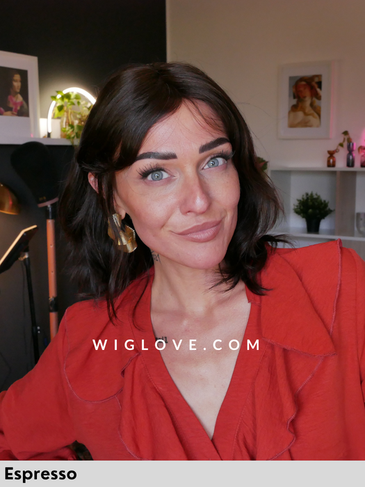 hh remy emma gisela mayer parrucca capello naturale remy mossa alle spalle frangetta lacefront riga centrale retro aperto e fatto a macchina