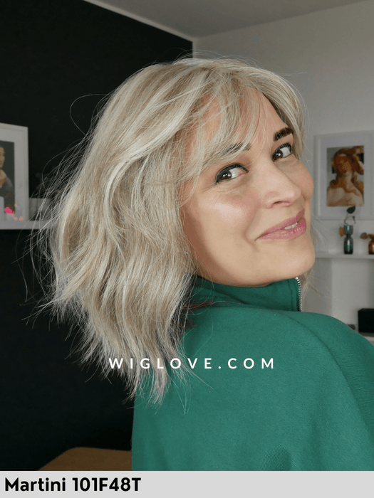 hollie parrucca alle spalle mossa con frangetta in fibra termoresistente 100% fatta a mano jon renau  attaccatura naturale riga libera