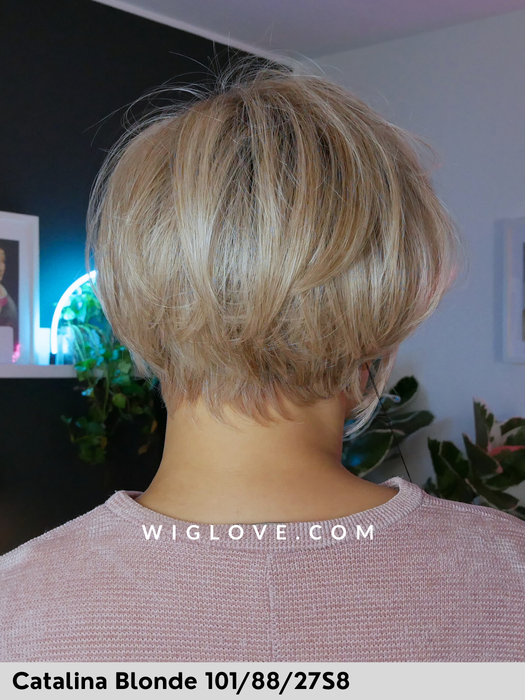 ignite jon renau parrucca corta scalata in fibra sintetica termoresistente piastrabile piega liscia lacefront fatta a macchina attaccatura naturale retro chiuso