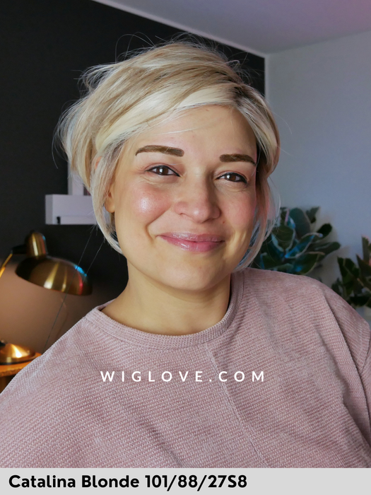 ignite jon renau parrucca corta scalata in fibra sintetica termoresistente piastrabile piega liscia lacefront fatta a macchina attaccatura naturale retro chiuso