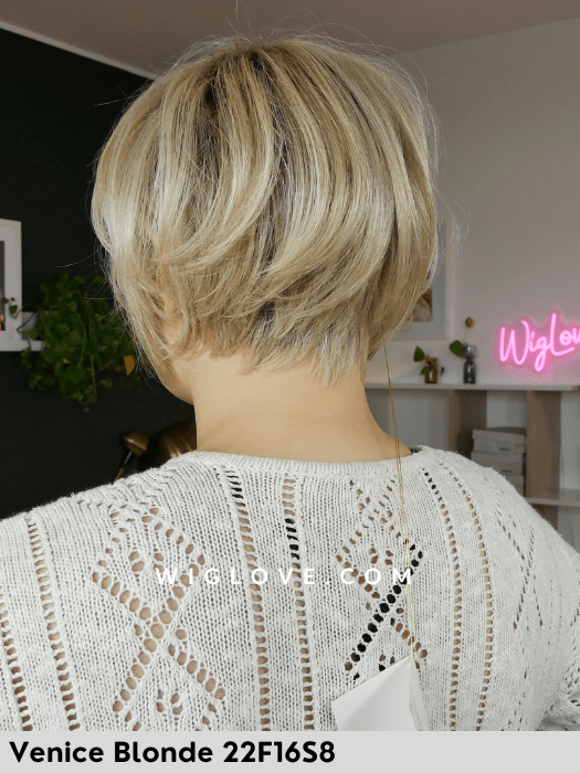 IGNITE - M - attaccatura naturale - Wig Love - Parrucca SinteticaVenice Blonde HD