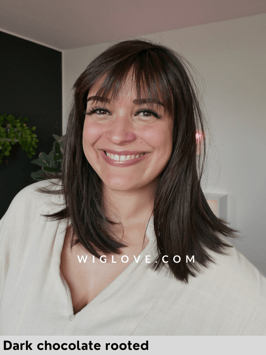 parrucca caschetto nero con frangia liscia e termoresistente. Jacky di Ellen Wille colore dark chocolate rooted 4.33. Syntehtic wig bangs