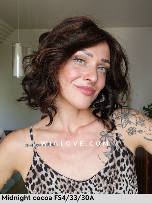 julianne jon renau parrucca sintetica mossa alle spalle fatta a mano monofilamento lacefront retro chiuso
