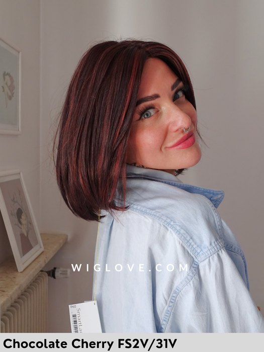 kristen jon renau caschetto sintetico con attaccatura naturale, fatta a macchina, aperta sul retro, taglia M piega liscia