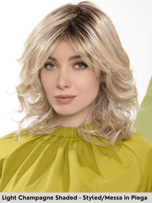 LUNA - Pronta Consegna 24/48 ore - Wig Love - Parrucca SinteticaLight Champagne Shaded
