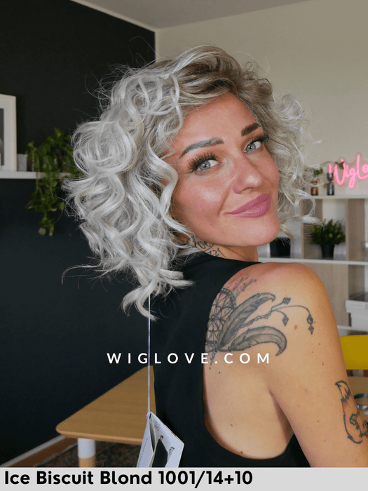 magic mika  gisela mayer parrucca riccia 2025 fibra sintetica termoresistente lacefront riga sinistra in monofilamento attaccatura naturale