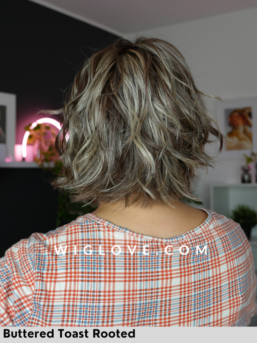 miami belle tress parrucca sintetica resistente al calore con frangetta e piega mossa caschetto  lacefront riga centrale city collection