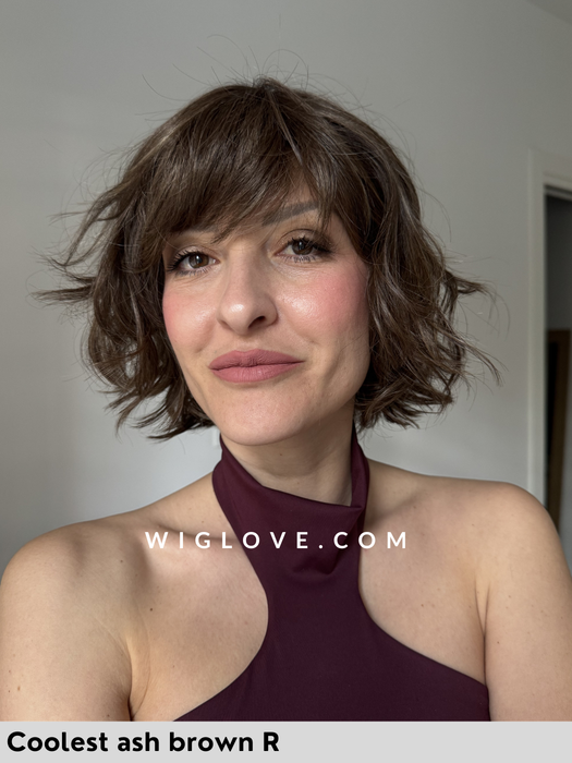 miami belle tress parrucca sintetica resistente al calore con frangetta e piega mossa caschetto  lacefront riga centrale city collection