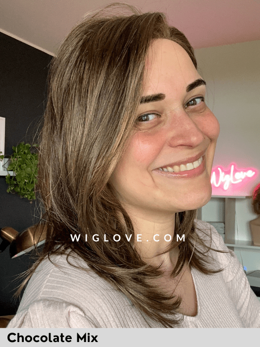 MILEY SMALL MONO - Taglia S - attaccatura naturale, riga sinistra - Wig Love - Parrucca SinteticaChocolate Mix