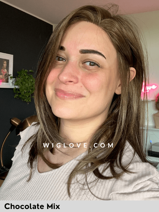 MILEY SMALL MONO - Taglia S - attaccatura naturale, riga sinistra - Wig Love - Parrucca SinteticaChocolate Mix