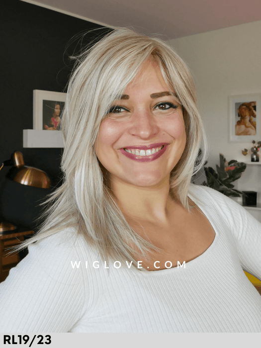 nature run mono lace  gisela mayer parrucca lunga liscia con frangetta in fibra sintetica termoresistente lacefront riga libera retro aperto