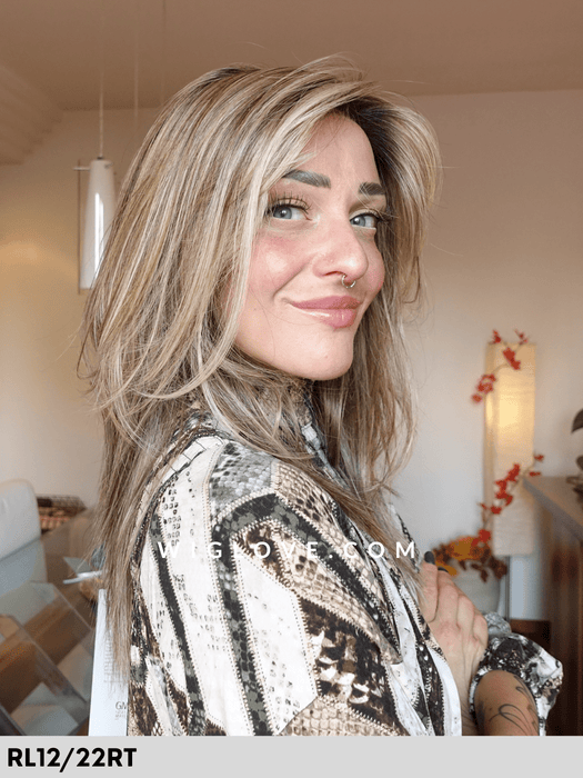 nature run mono lace  gisela mayer parrucca lunga liscia con frangetta in fibra sintetica termoresistente lacefront riga libera retro aperto