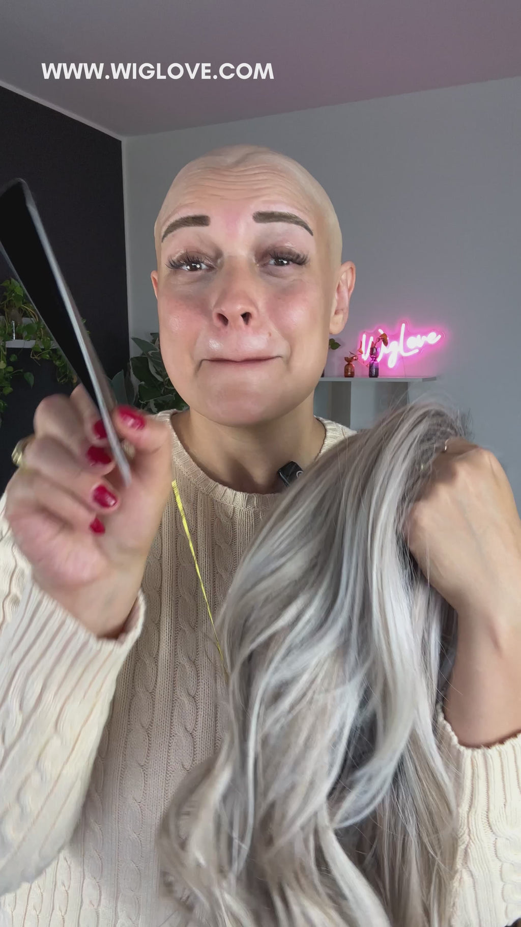 parrucche per chemioterapia, parrucche per alopecia, parrucche sintetiche, wig love, parrucche lace front, parrucche donna, parrucca bionda, parrucca monofilamento, parrucca termoresistente, parrucca piastrabile