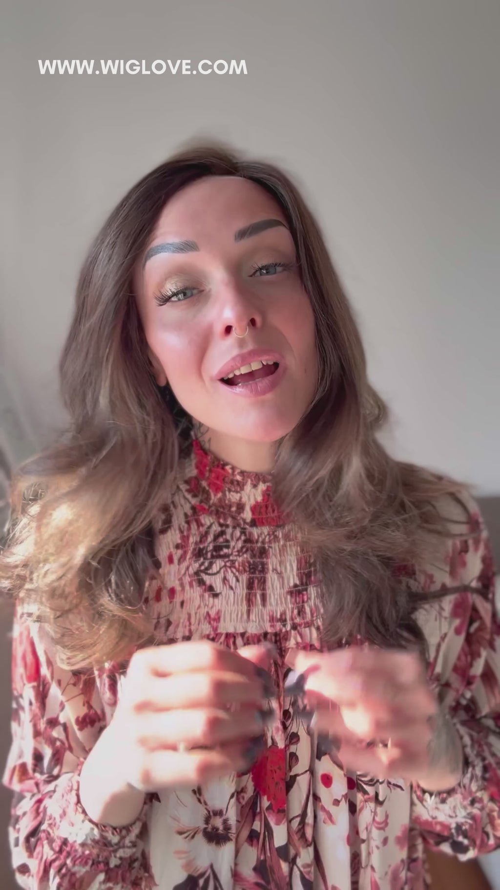 parrucche per chemioterapia, parrucche per alopecia, parrucche sintetiche, wig love, parrucca piega mossa, parrucche lace front, parrucche donna, parrucca lace front, parrucca non resistente al calore, parrucca piastrabile, dispositivo medico,