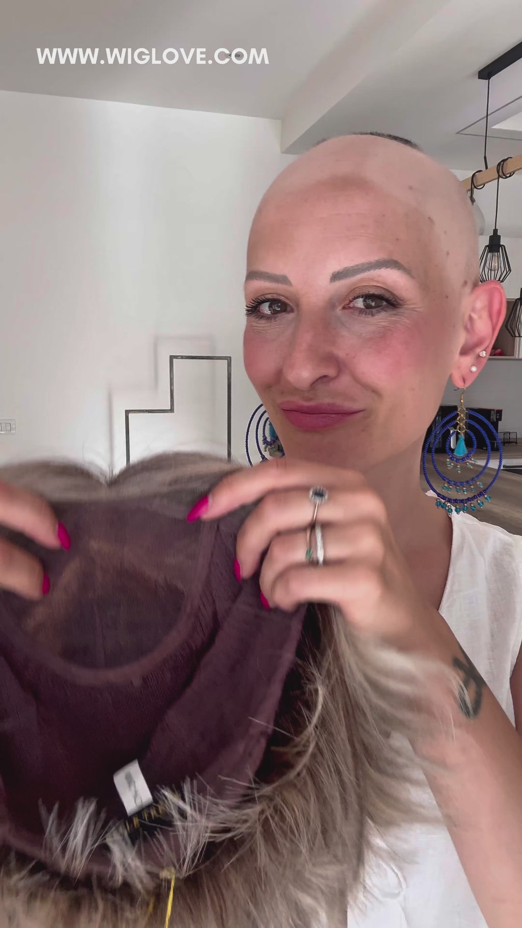 parrucca donna, parrucca chemioterapia, parrucca alopecia, parrucca a caschetto, parrucca termoresistente, parrucca lace front, parrucca sintetica, parrucca piega leggermente mossa, wig love, negozio parrucche