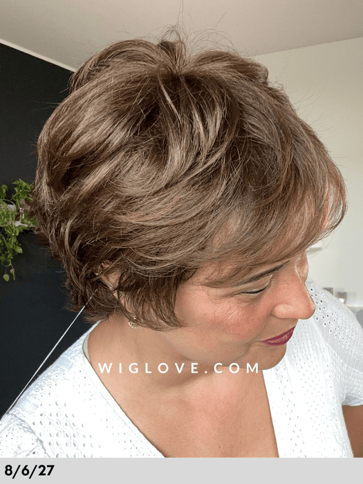 riva mono lace gisela mayer parrucca corta e scalata capello sintetico riga libera dispositivo medico lacefront