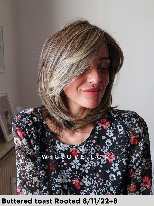 santa barbara belle tress parrucca media e scalata fibra sintetica termoresistente lacefront riga sinistra city collection piega liscia parrucca piastrabile volume basso