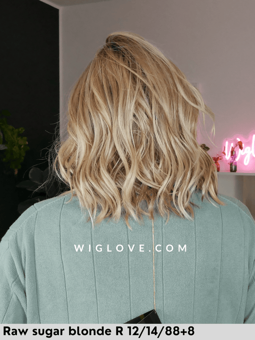 singapore belle tress parrucca media scalata in fibra sintetica termoresistente con  lacefront riga sinistra in monofilamento city collection