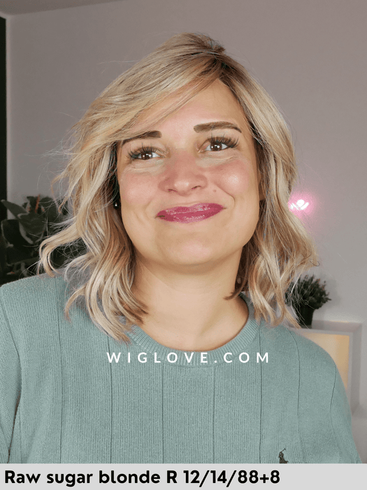 singapore belle tress parrucca media scalata in fibra sintetica termoresistente con  lacefront riga sinistra in monofilamento city collection