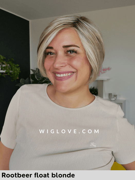 spice girl belle tress  parrucca caschetto liscia sintetica termoresistentelacefront attaccatura naturale riga sinistra