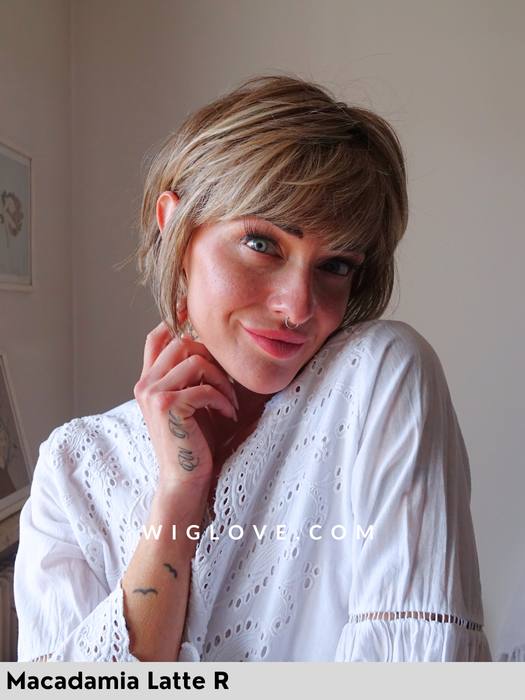 toledo belle tress parrucca sintetica piastrabile corta con frangetta lacefront riga sinistra city collection

