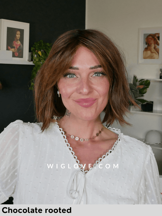 VIVI MONO PART - riga centrale, attaccatura naturale - Wig Love - Parrucca SinteticaChocolate Rooted