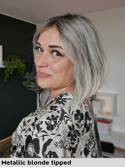 VIVI MONO PART - riga centrale, attaccatura naturale - Wig Love - Parrucca SinteticaMetallic Blonde Tipped