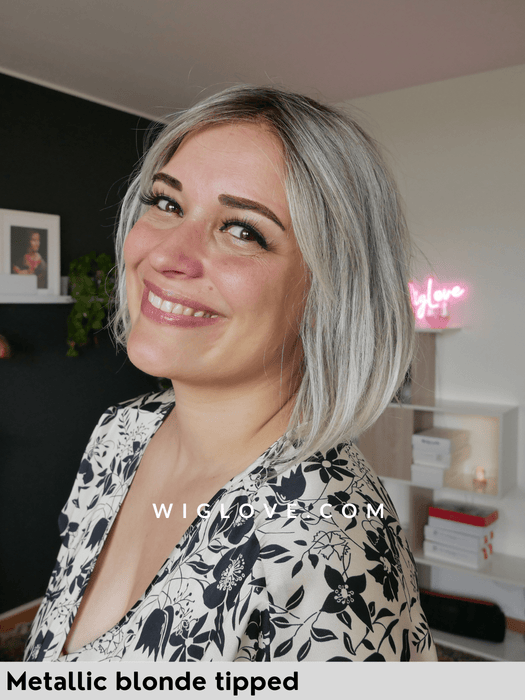 VIVI MONO PART - riga centrale, attaccatura naturale - Wig Love - Parrucca SinteticaMetallic Blonde Tipped
