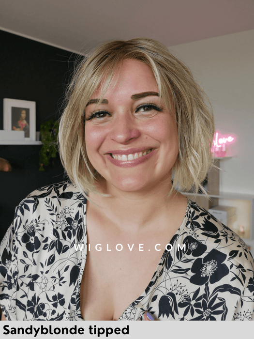 VIVI MONO PART - riga centrale, attaccatura naturale - Wig Love - Parrucca SinteticaSandy Blonde Tipped