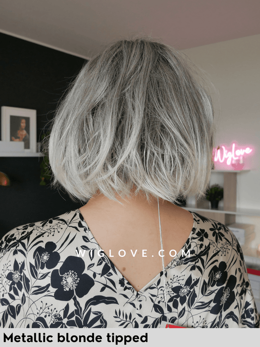 VIVI MONO PART - riga centrale, attaccatura naturale - Wig Love - Parrucca SinteticaSandy Blonde Tipped