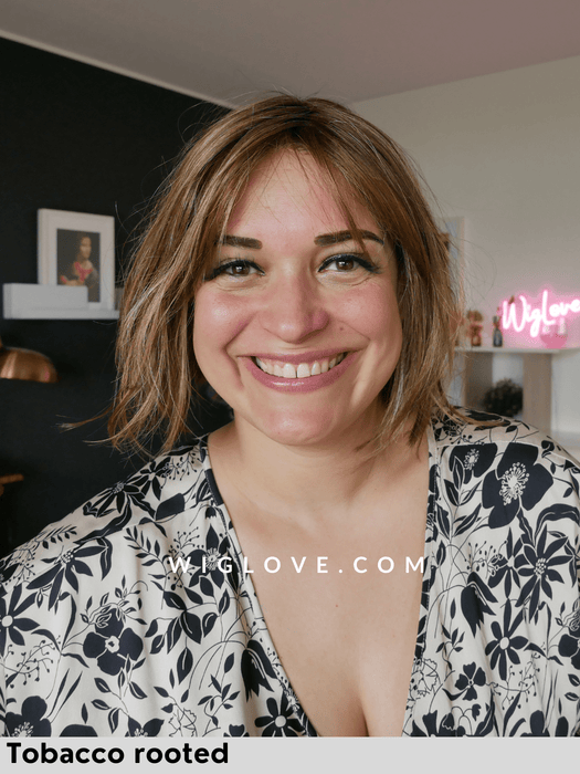 VIVI MONO PART - riga centrale, attaccatura naturale - Wig Love - Parrucca SinteticaTobacco Rooted