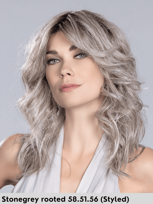 VOICE MONO - attaccatura naturale, riga libera - Wig Love - Parrucca SinteticaStone Grey Rooted