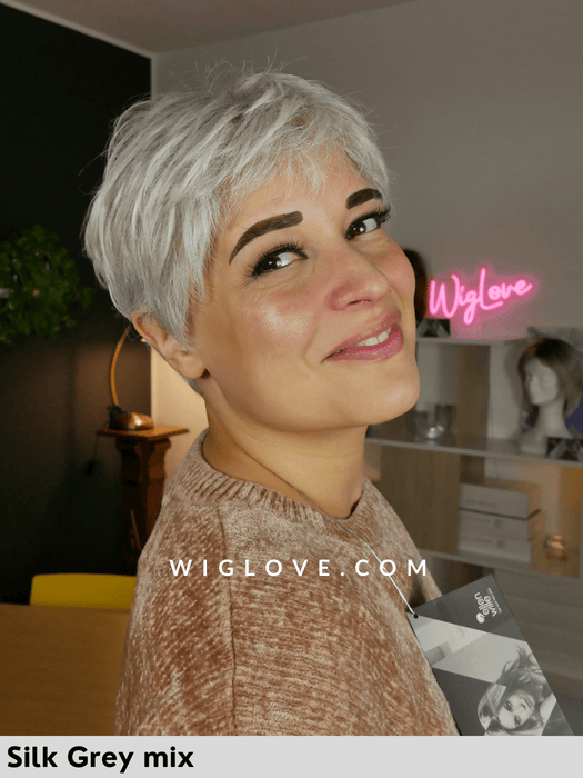 ZOE - attaccatura naturale, monofilamento al vortice - Wig Love - Parrucca SinteticaSilk Grey Mix