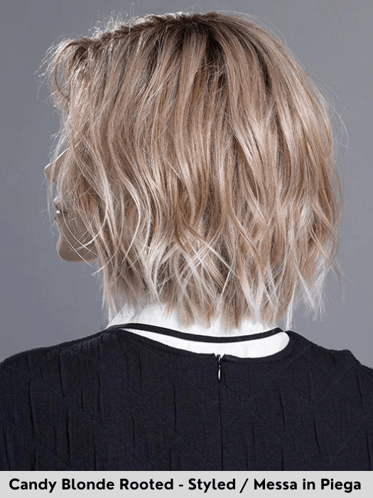 LIA MONO PART - attaccatura naturale, riga sinistra - Wig Love - Parrucca SinteticaCandy Blonde Rooted